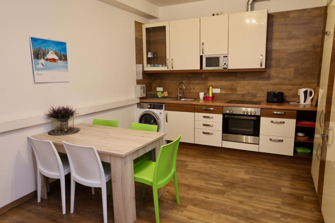 K&M Hostel Хамбург Екстериор снимка