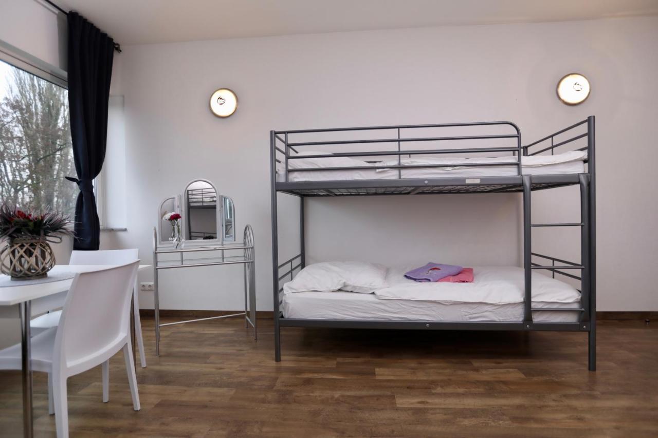 K&M Hostel Хамбург Екстериор снимка